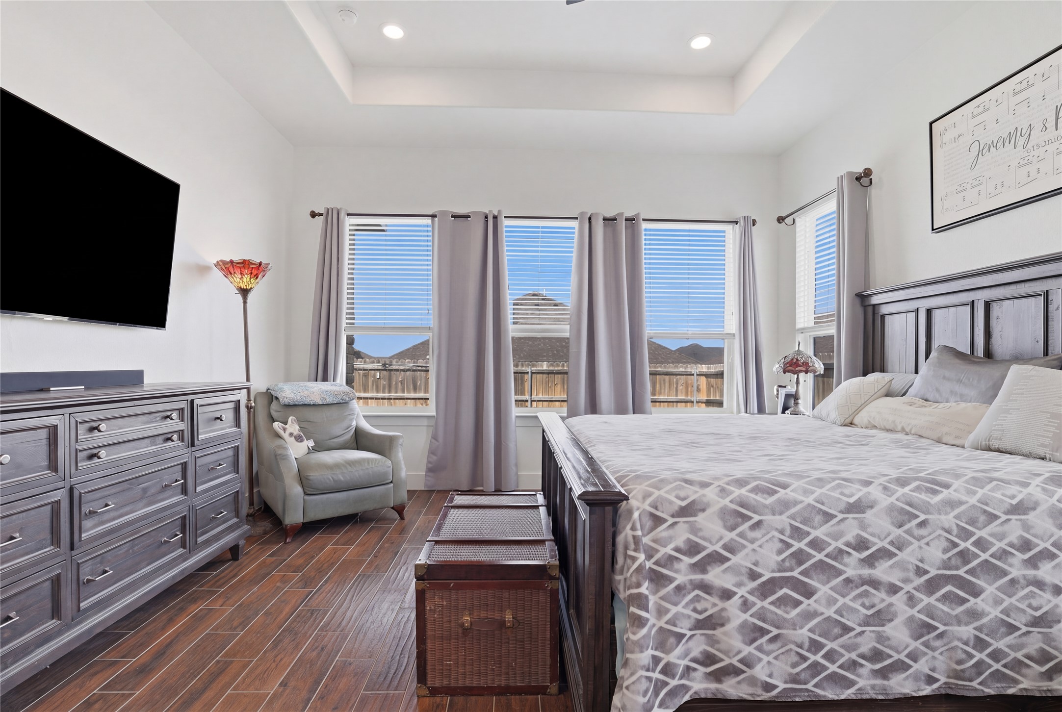 133 Greg Lane Jarrell, TX 76537 - Photo 14 of 24 Tray ceiling with recessed lighting