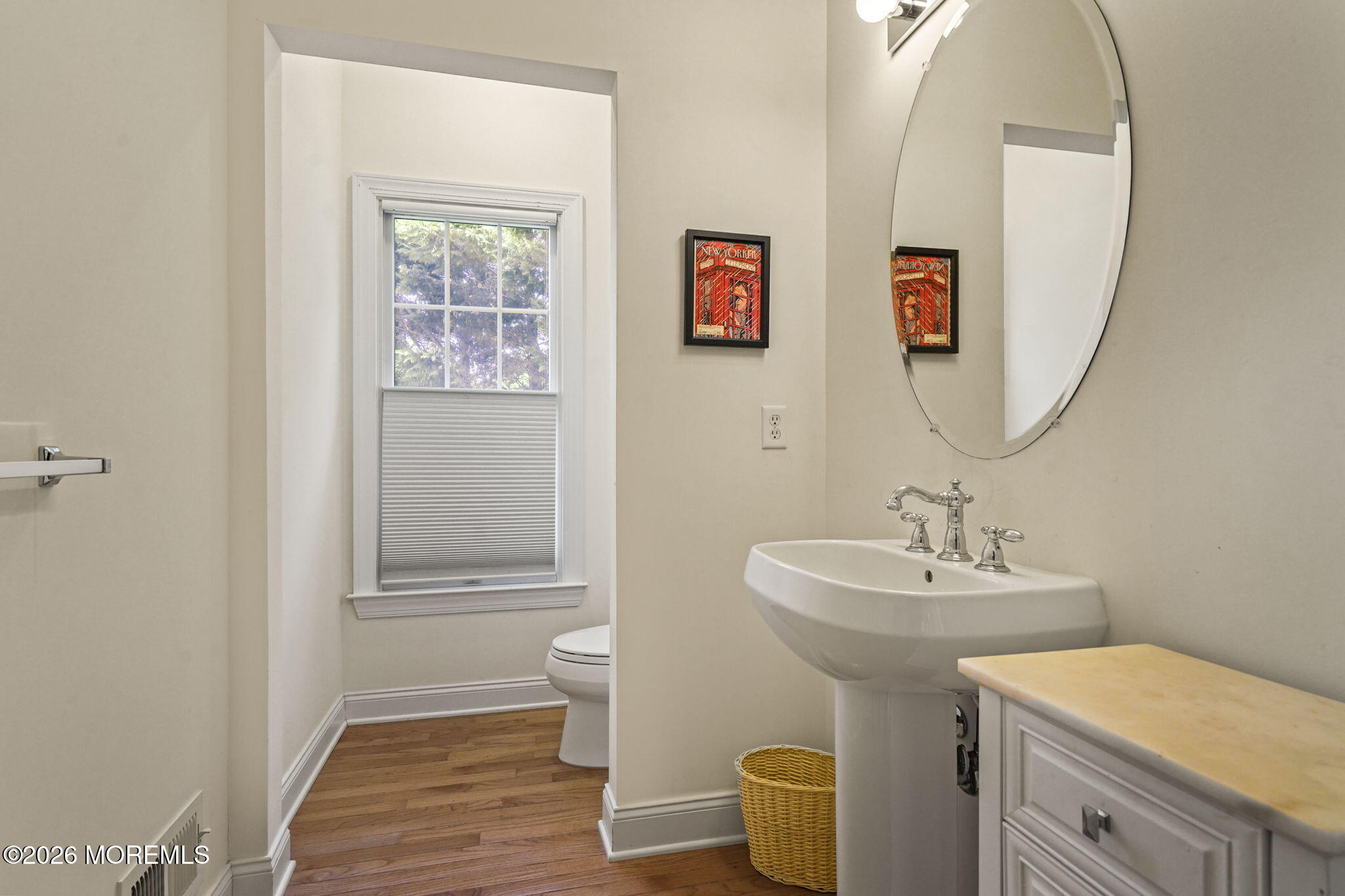 10 Rockingham Court Manalapan, NJ 07726 - Photo 32 of 91 HALF BATHROOM