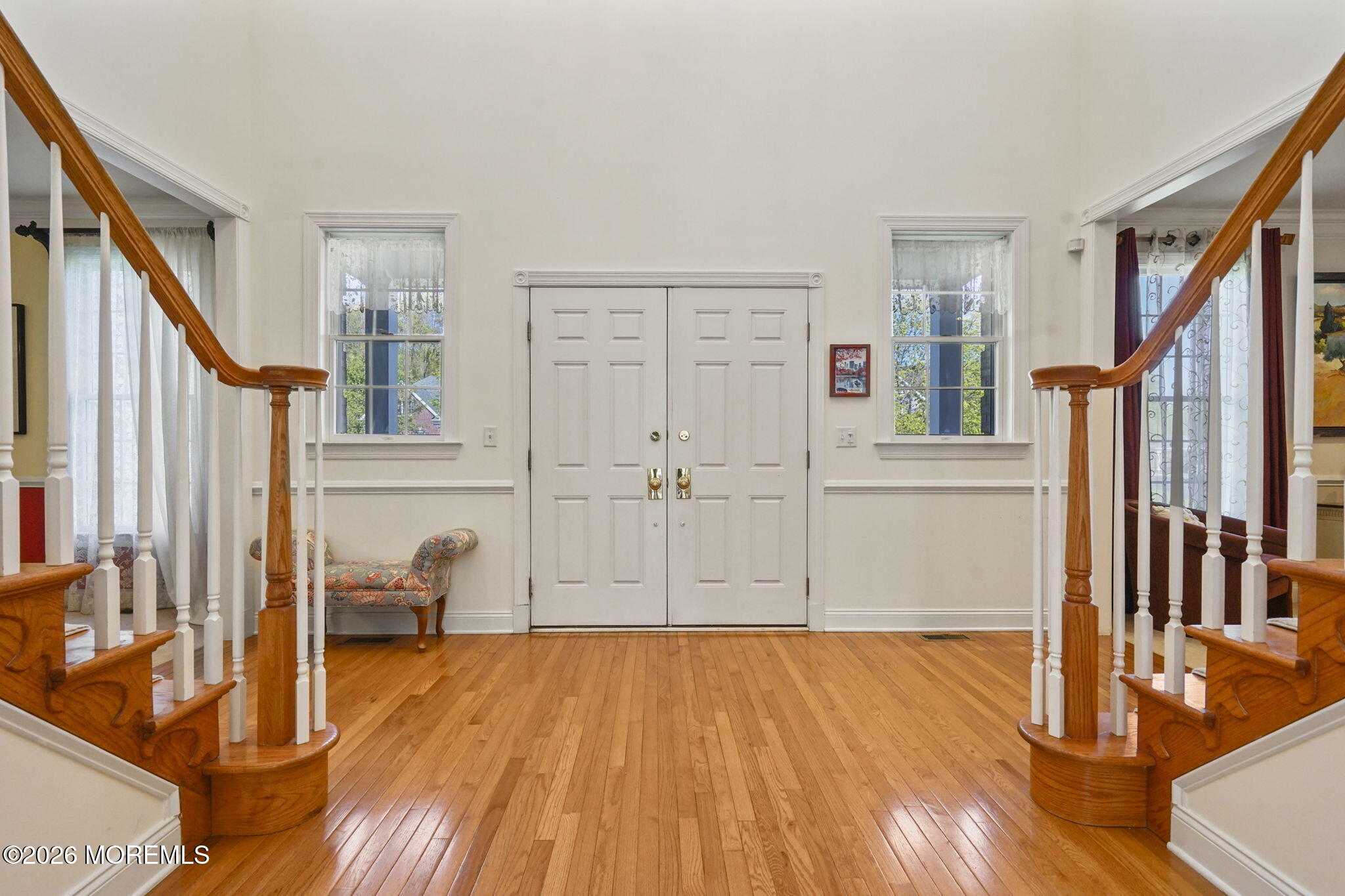 10 Rockingham Court Manalapan, NJ 07726 - Photo 6 of 91 2 STORY FOYER