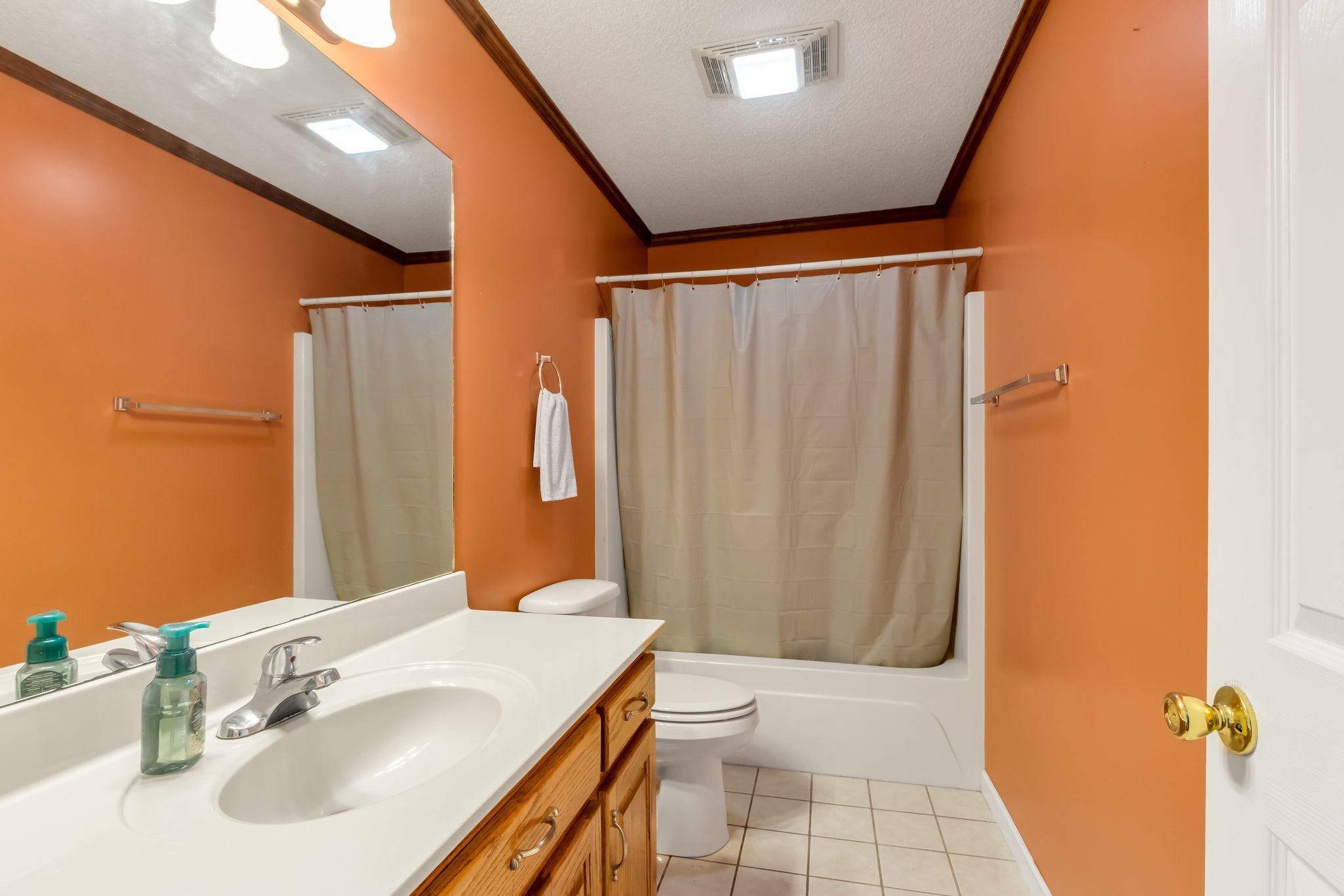 184 Buncombe Road Belvidere, TN 37306 - Photo 25 of 33 a bathroom with a sink a toilet and shower