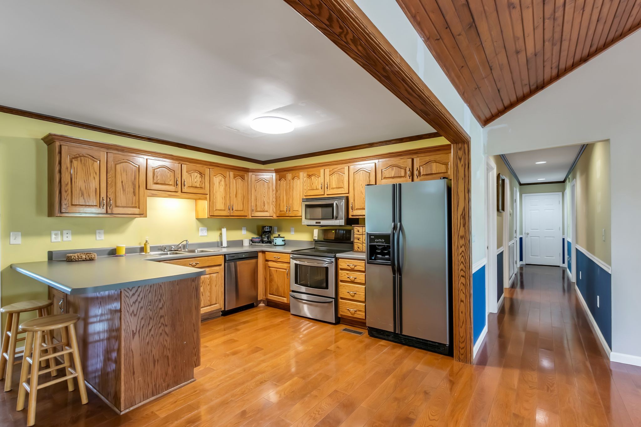 184 Buncombe Road Belvidere, TN 37306 - Photo 6 of 33 a kitchen with stainless steel appliances granite countertop a stove refrigerator sink and dishwasher