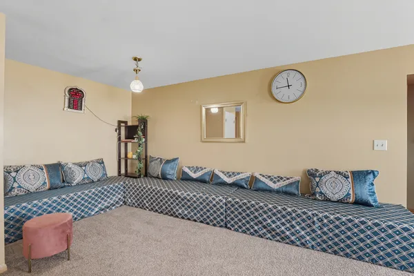 $235,000 | 4107 North Keeler Avenue, Unit 2H, Chicago, IL 60641