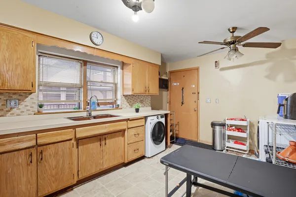 $235,000 | 4107 North Keeler Avenue, Unit 2H, Chicago, IL 60641