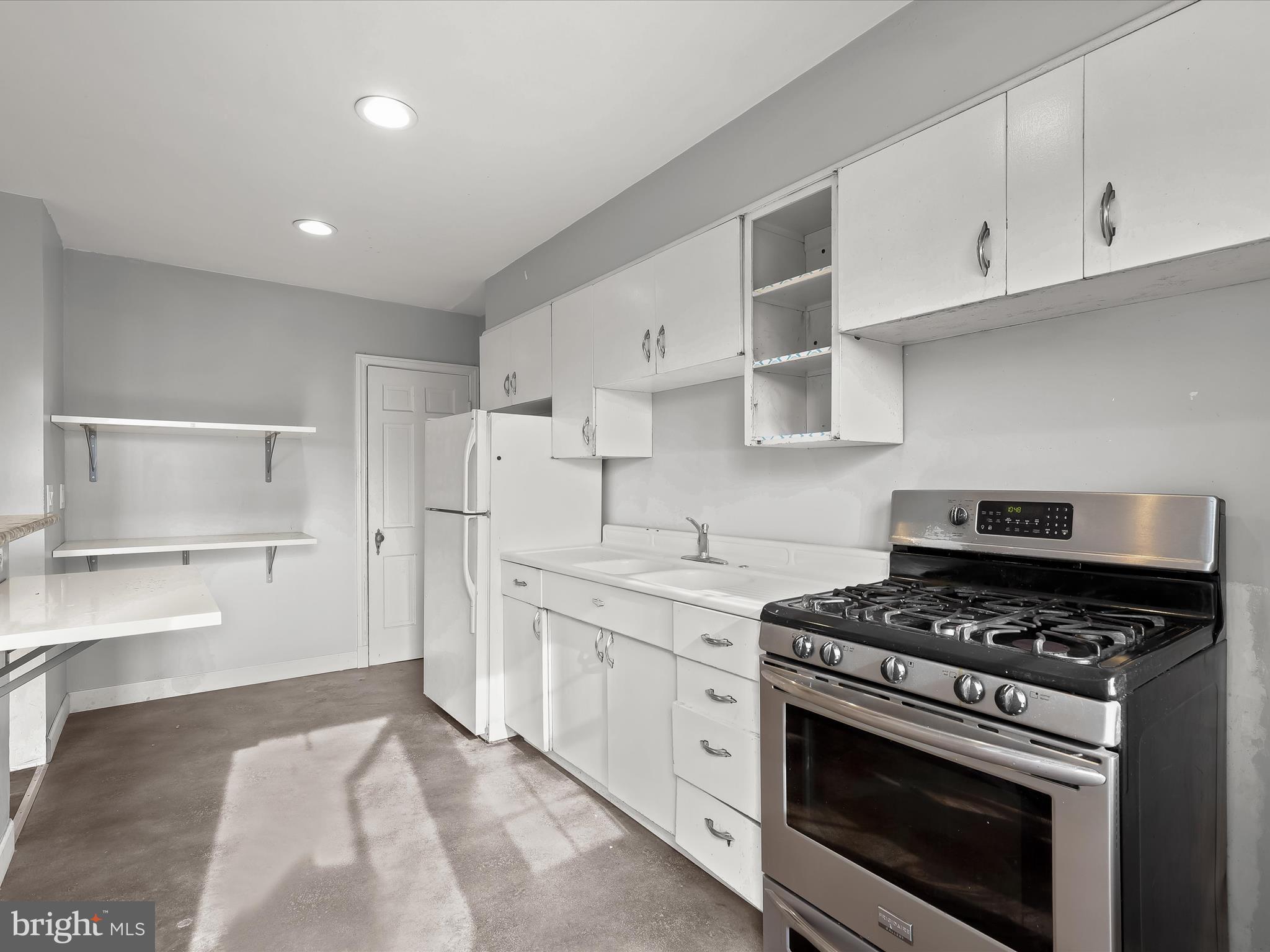 415 Greenlow Road Catonsville, MD 21228 - Photo 12 of 28 Kitchen