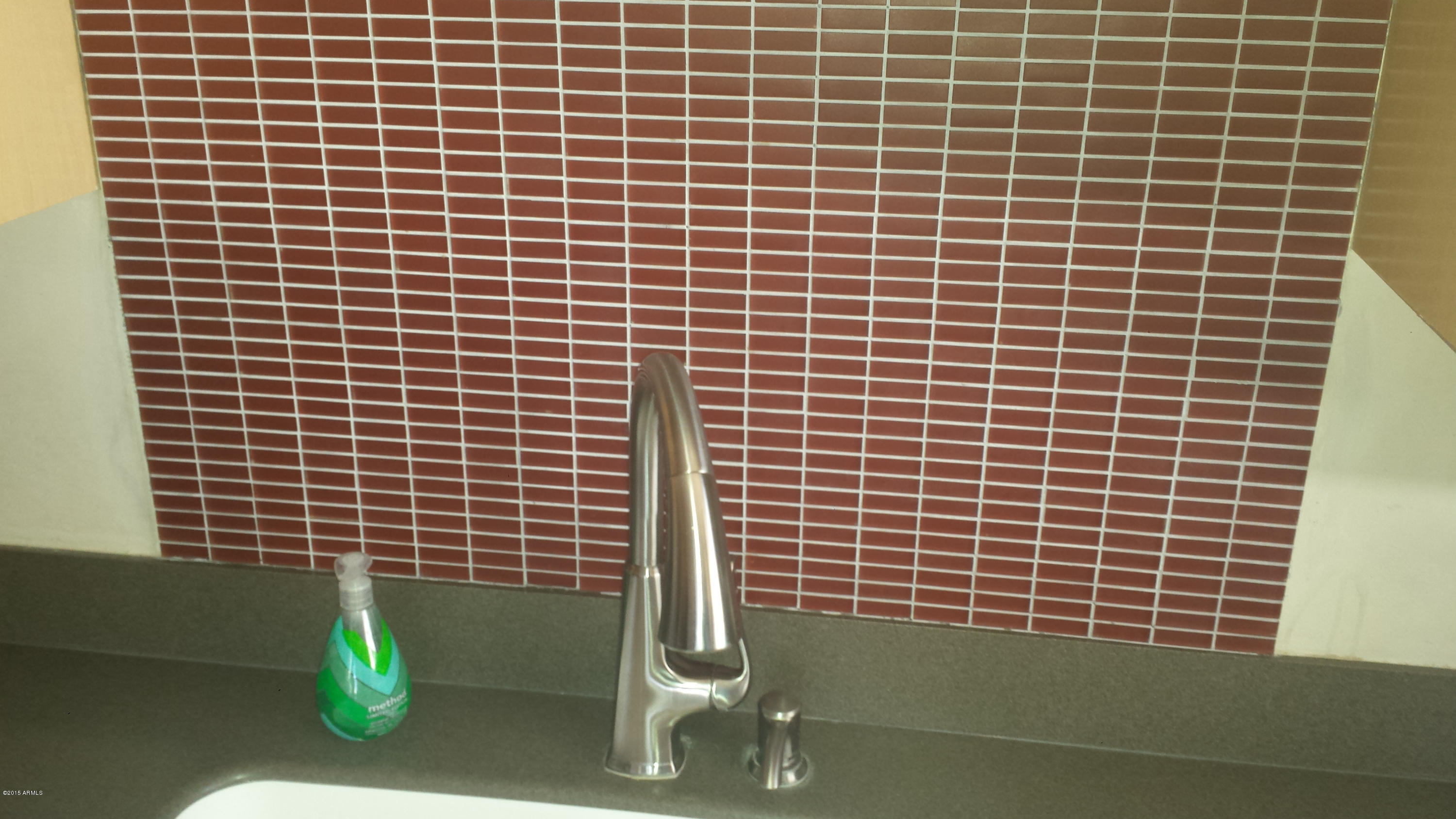 737 East Hearn Road Phoenix, AZ 85022 - Photo 10 of 37 Kitchen Backsplash
