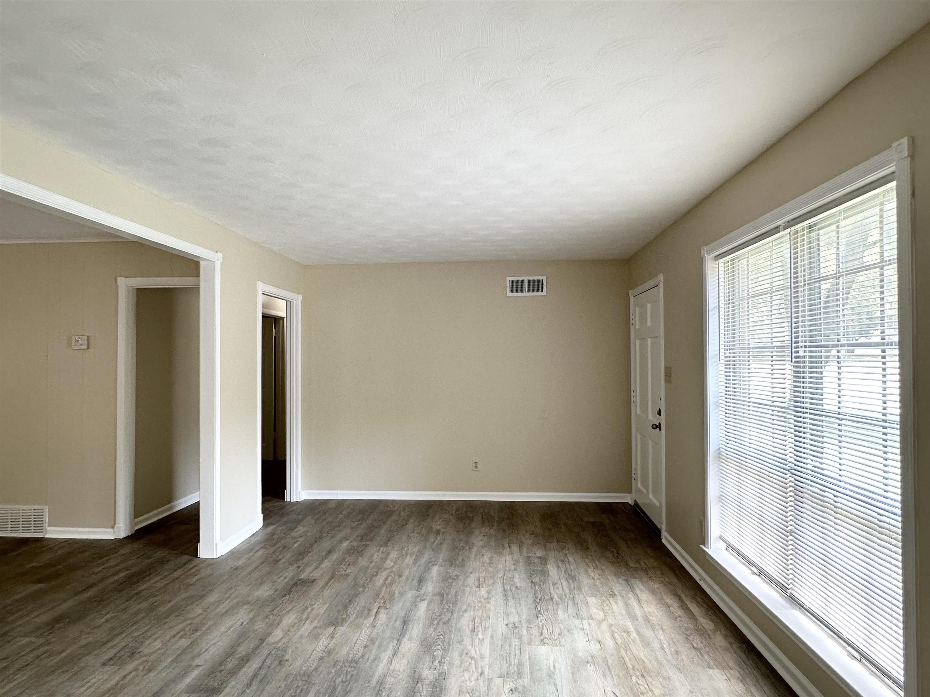 4906 Leven Road Memphis, TN 38118 - Photo 6 of 22 Gallery Image 6