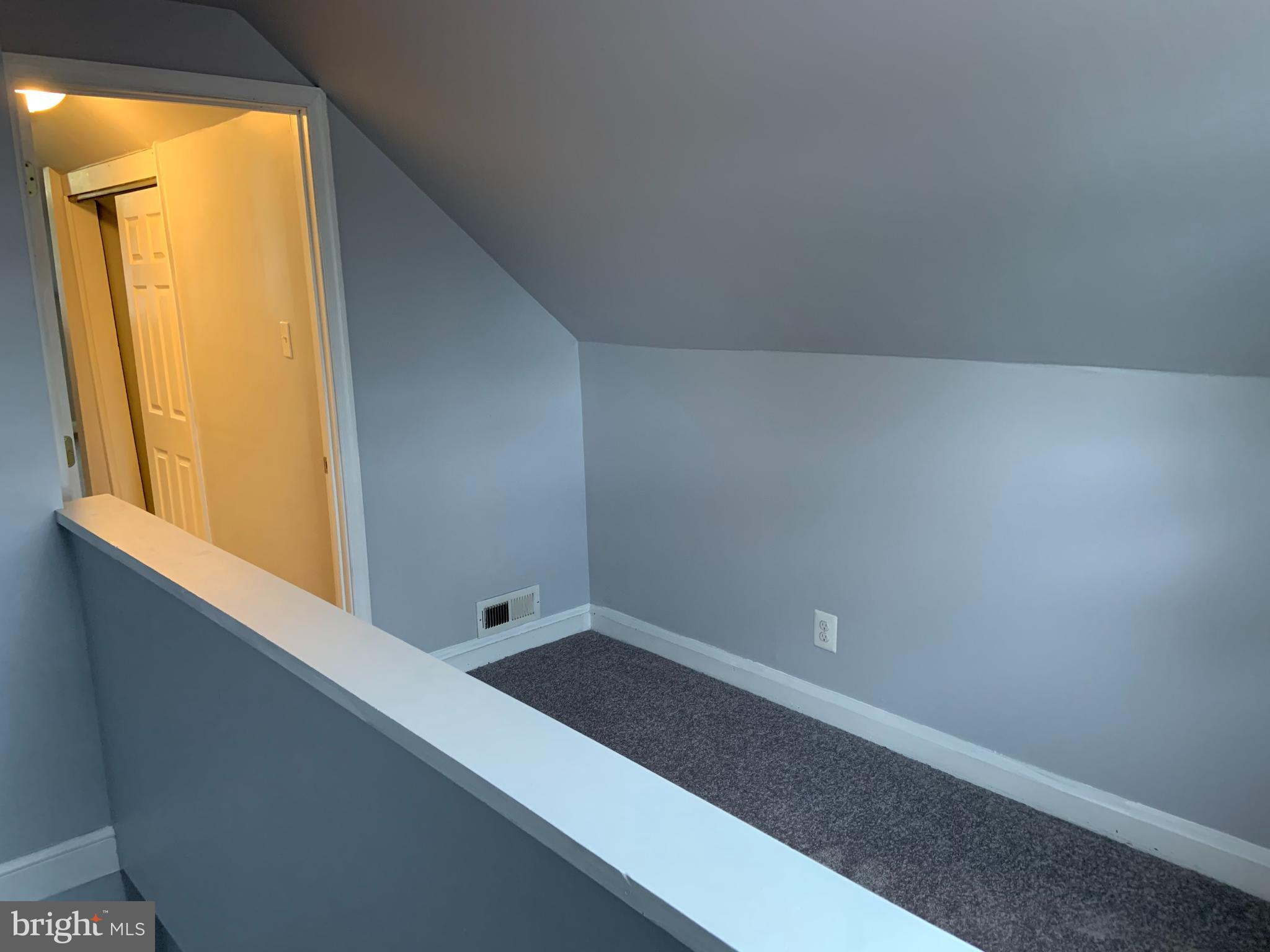 2509 Windsor Road Baltimore, MD 21234 - Photo 16 of 27 Upper Level Entrance