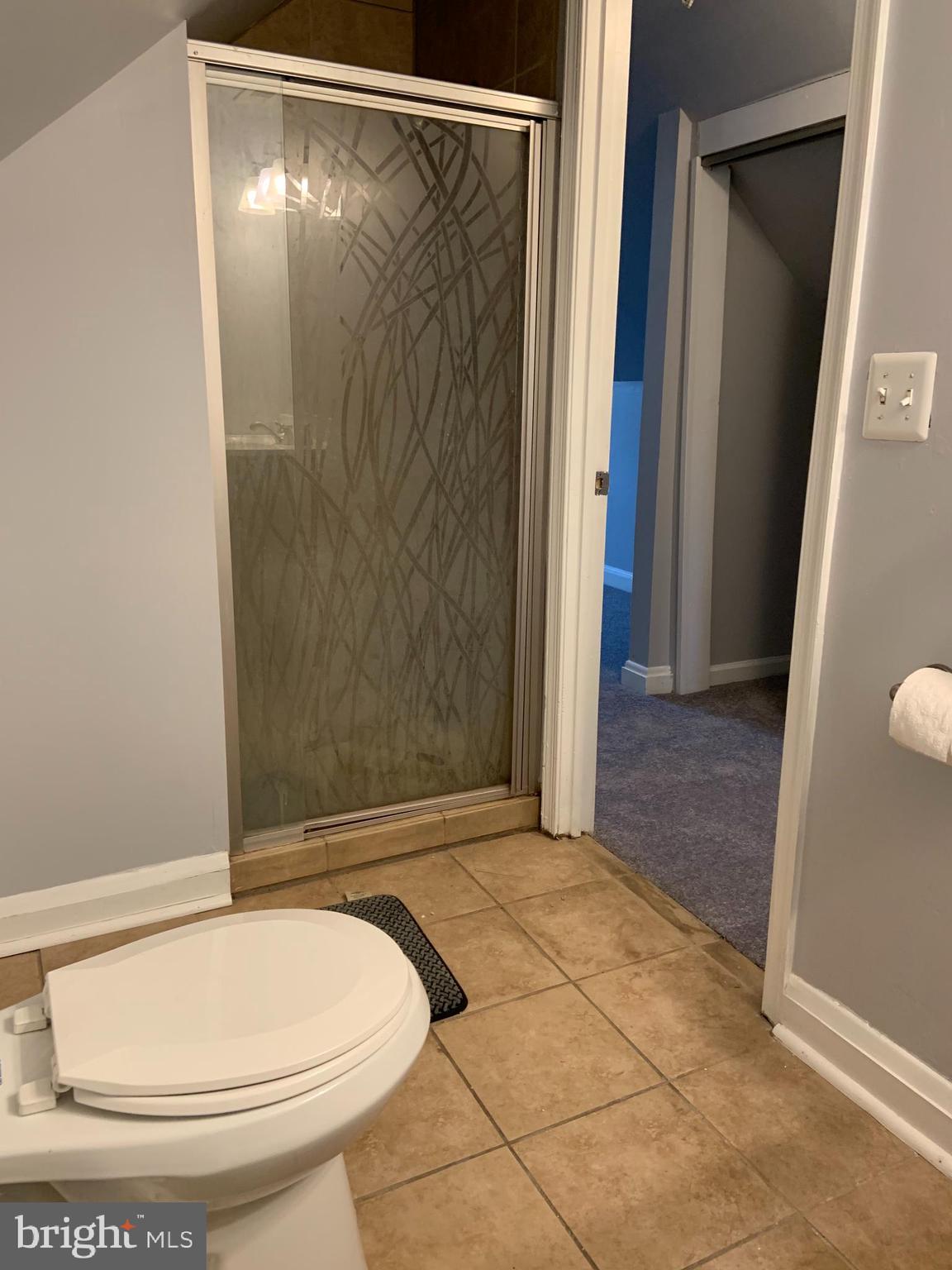 2509 Windsor Road Baltimore, MD 21234 - Photo 20 of 27 Full Bath Upper Level
