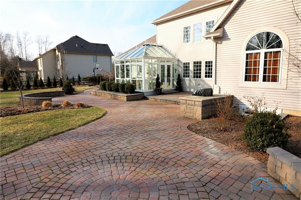7847 Chestnut Ridge Maumee, OH 43537 - Photo 9 of 15 Gallery Image 9
