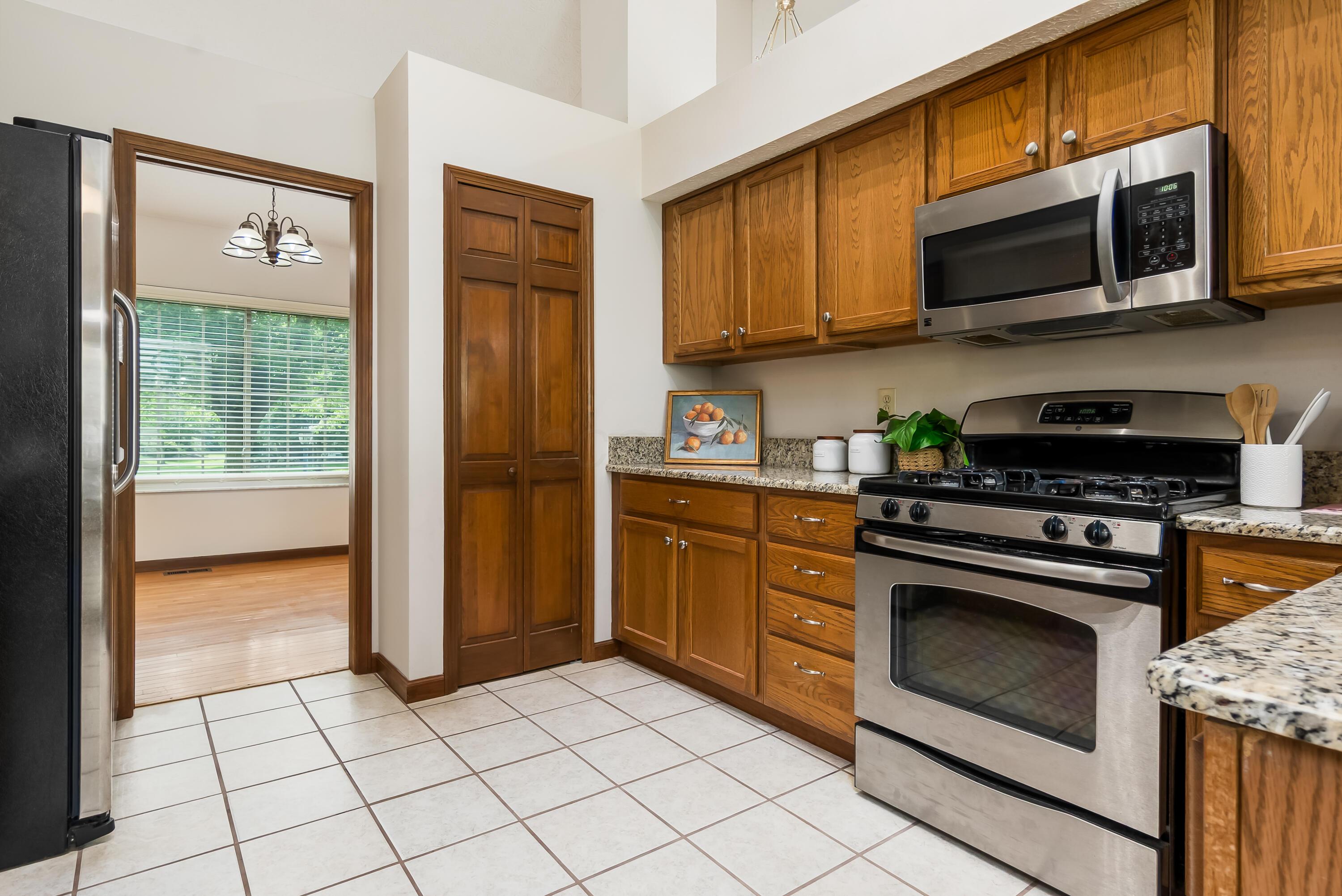 5839 Castleknock Road Dublin, OH 43016 - Photo 16 of 47 i_5839_Castleknock_051