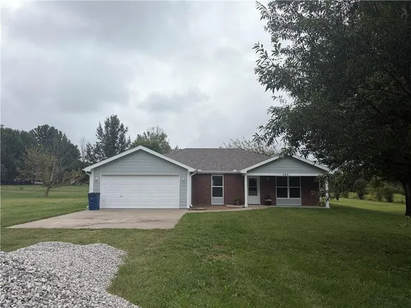 $375,000 | 503 Howard Road, Trimble, MO 64492