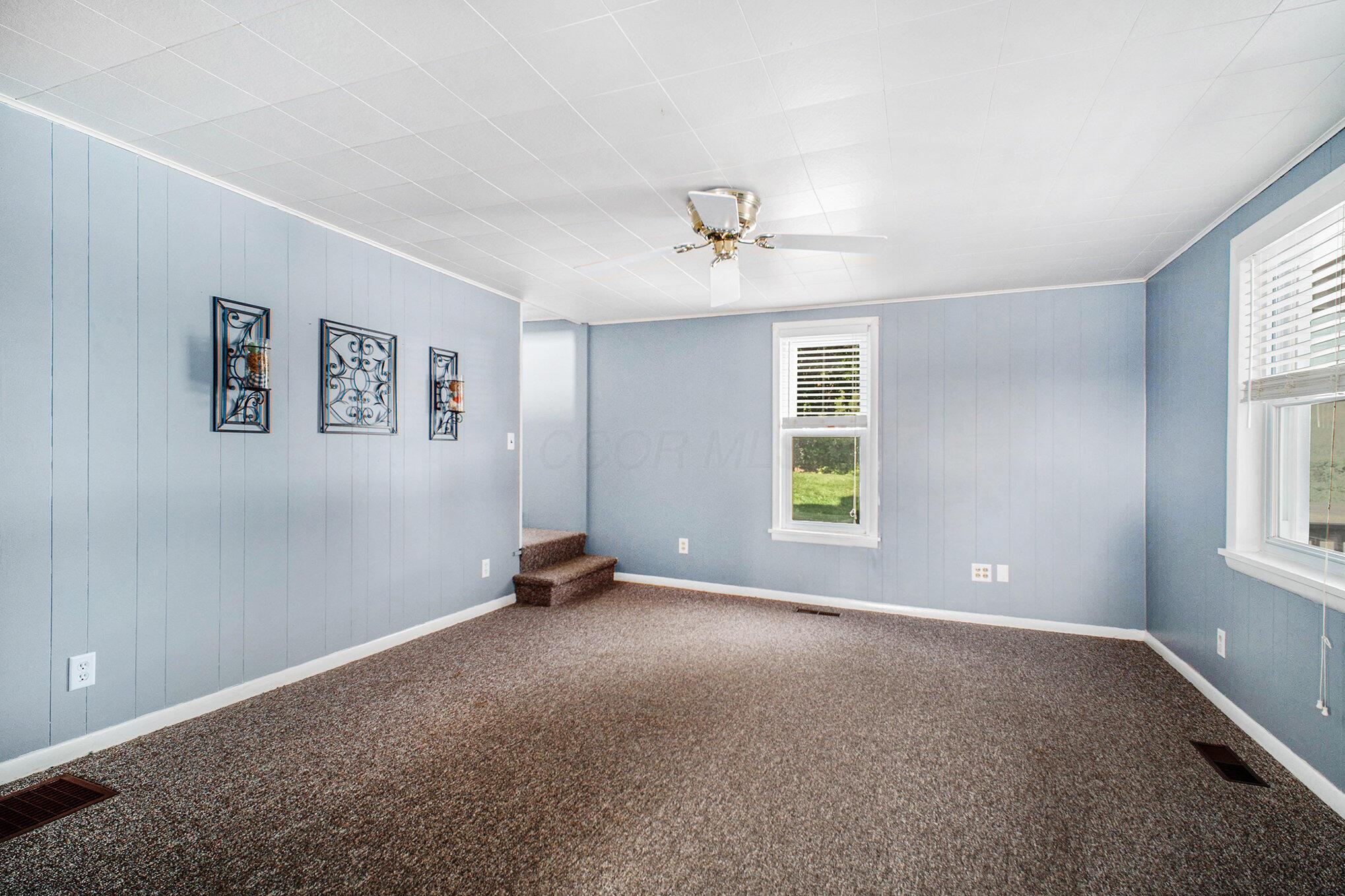 2883 Tucker Road Lucas, OH 44843 - Photo 5 of 35 Living Room