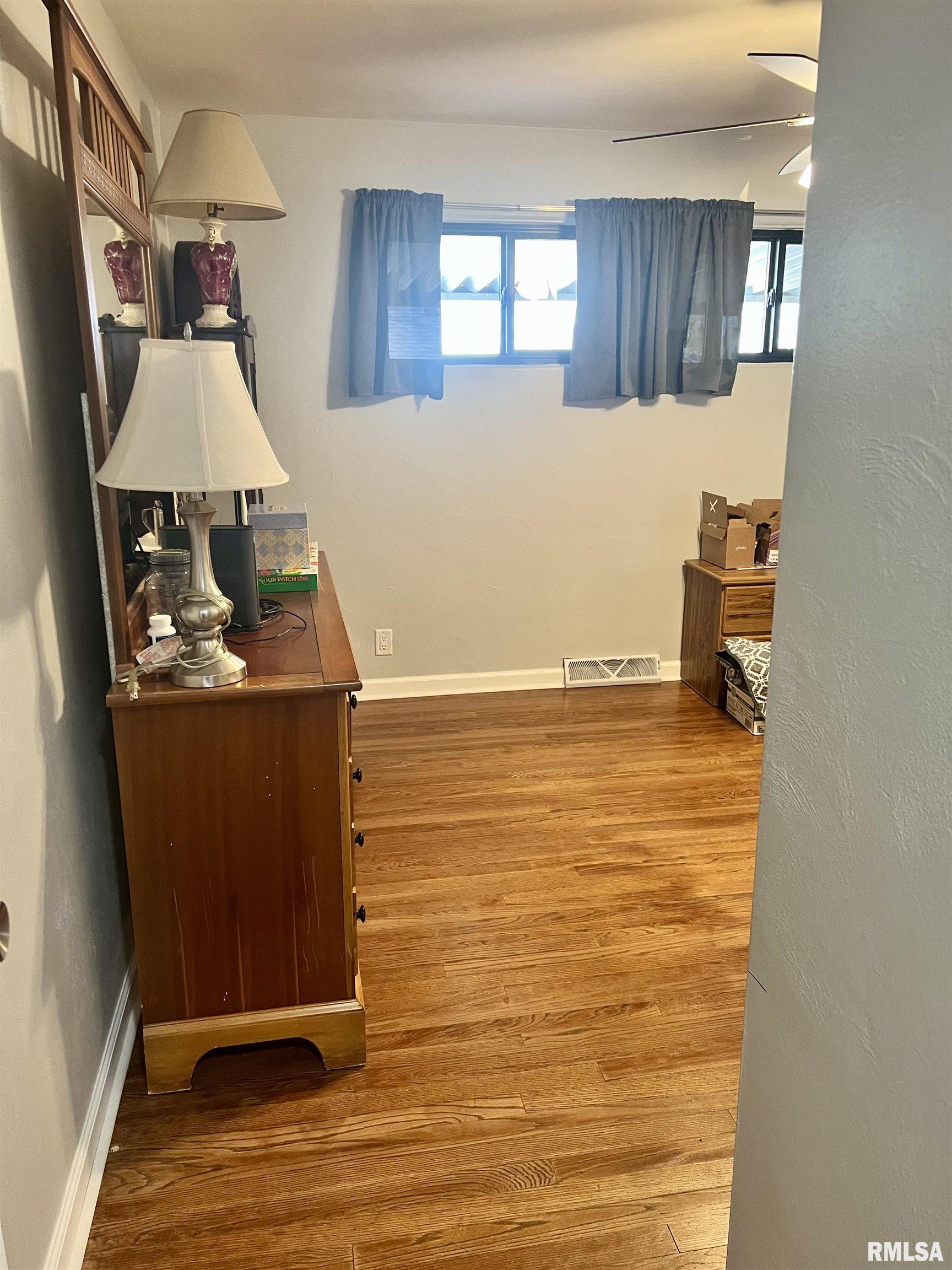 3250 South 1st Street Springfield, IL 62703 - Photo 7 of 46