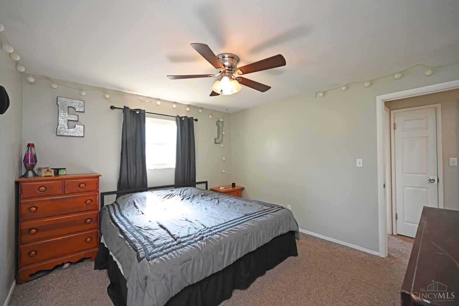 8728 Pippin Road Cincinnati, OH 45231 - Photo 18 of 32 Gallery Image 18