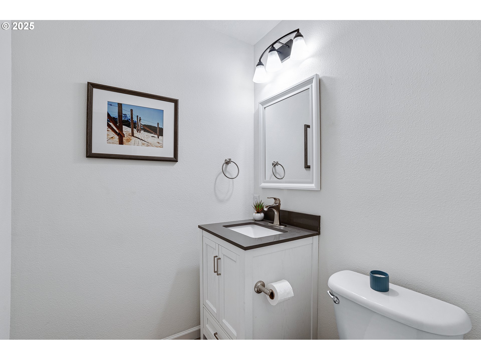 22040 Southwest Grahams Ferry Road, Unit B Tualatin, OR 97062 - Photo 14 of 31