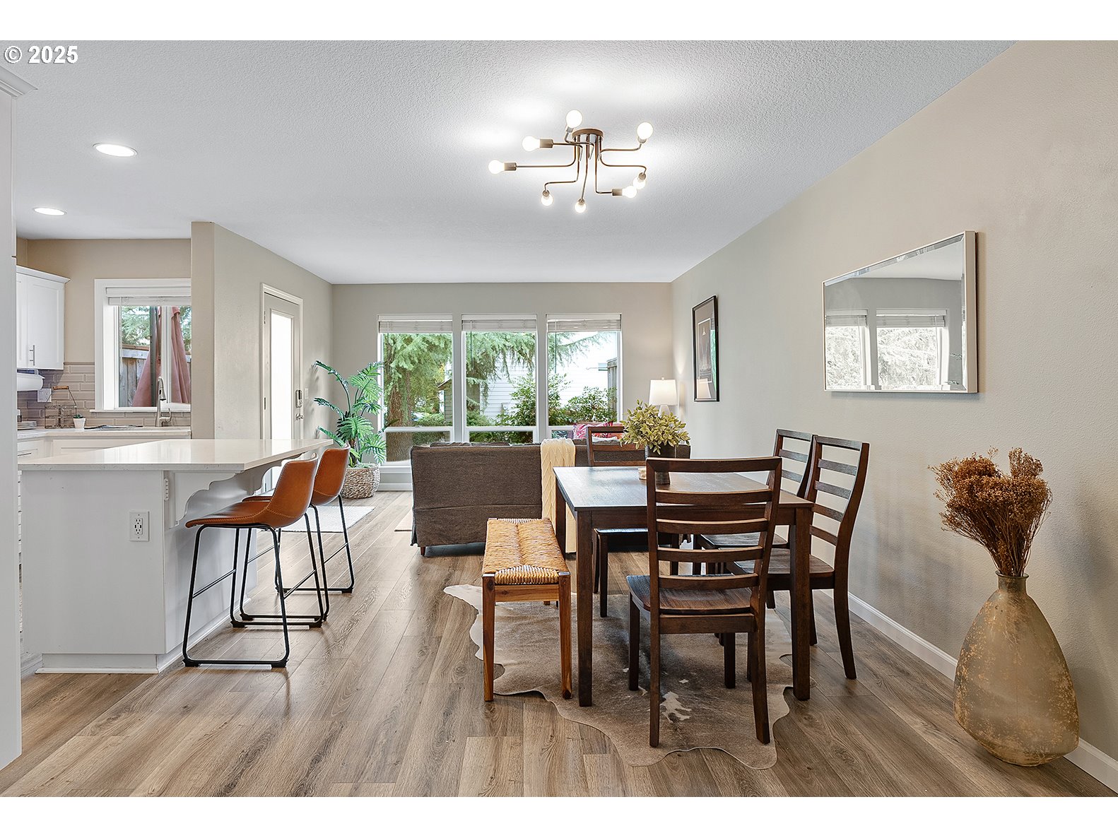 22040 Southwest Grahams Ferry Road, Unit B Tualatin, OR 97062 - Photo 2 of 31