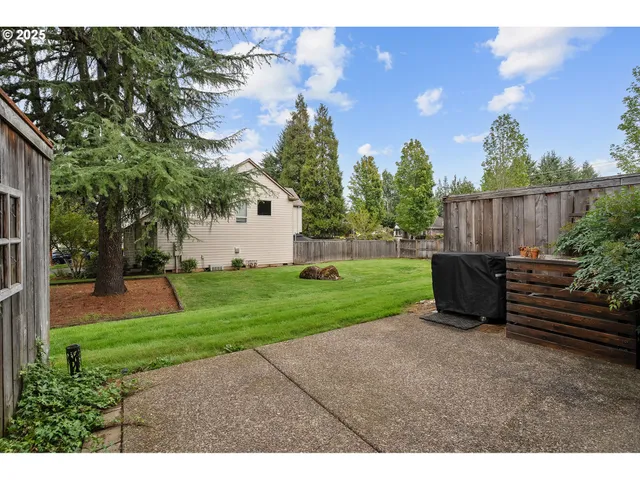 $400,000 | 22040 Southwest Grahams Ferry Road, Unit B, Tualatin, OR 97062