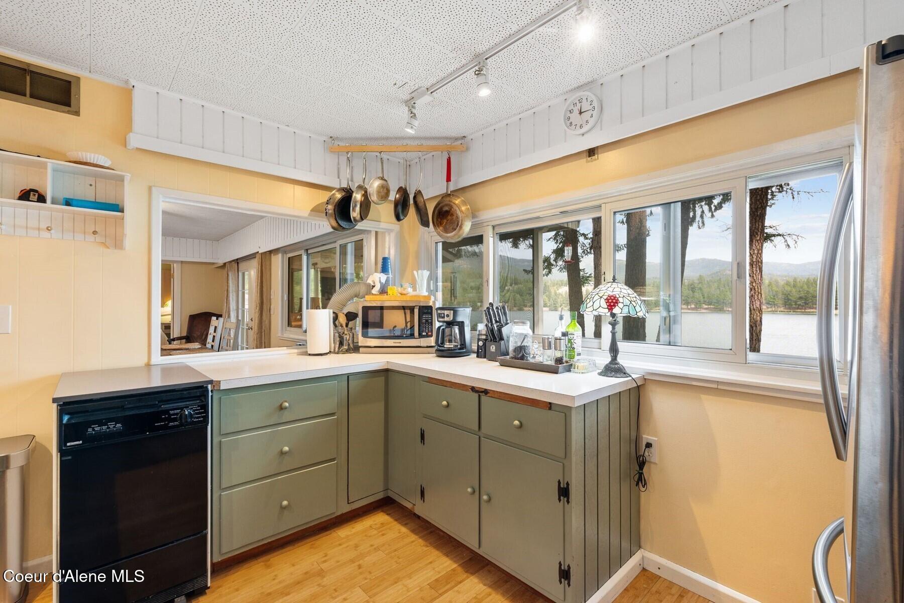 2255 Gypsy Bay Road Sagle, ID 83860 - Photo 16 of 50 Kitchen with views