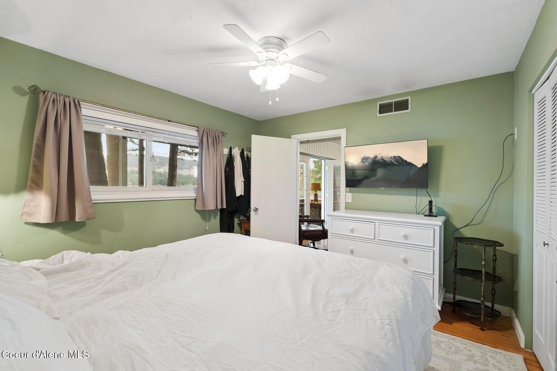 2255 Gypsy Bay Road Sagle, ID 83860 - Photo 24 of 50 Wake up with the sun