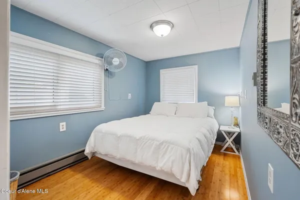 $1,250,000 | 2255 Gypsy Bay Road, Sagle, ID 83860