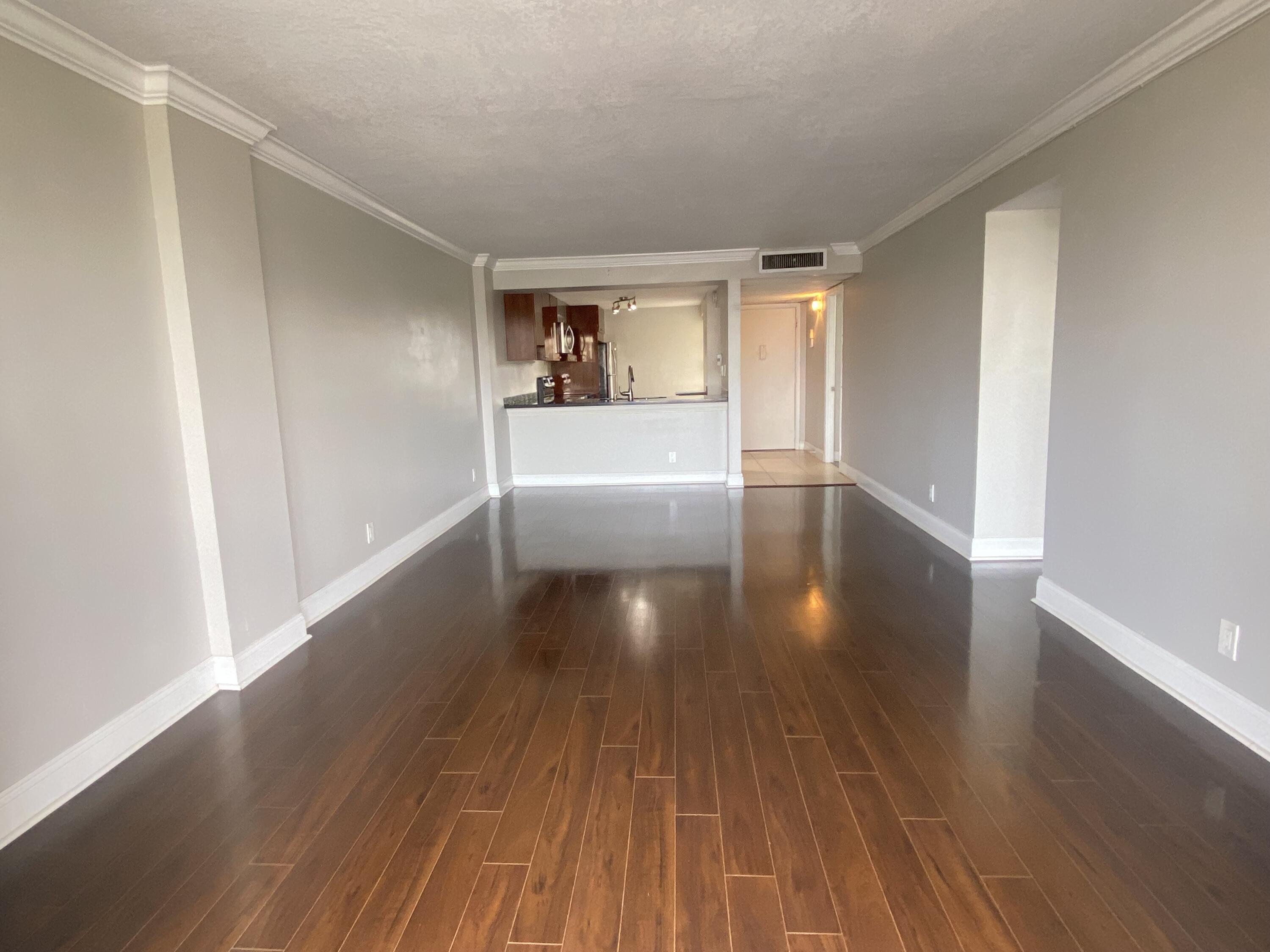 9 Royal Palm Way, Unit 403 Boca Raton, FL 33432 - Photo 16 of 45 IMG_2413