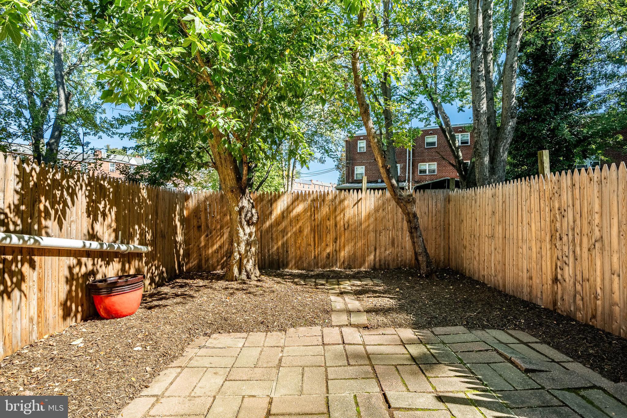 1607 Powell Road Brookhaven, PA 19015 - Photo 23 of 31 a view of a backyard of the house