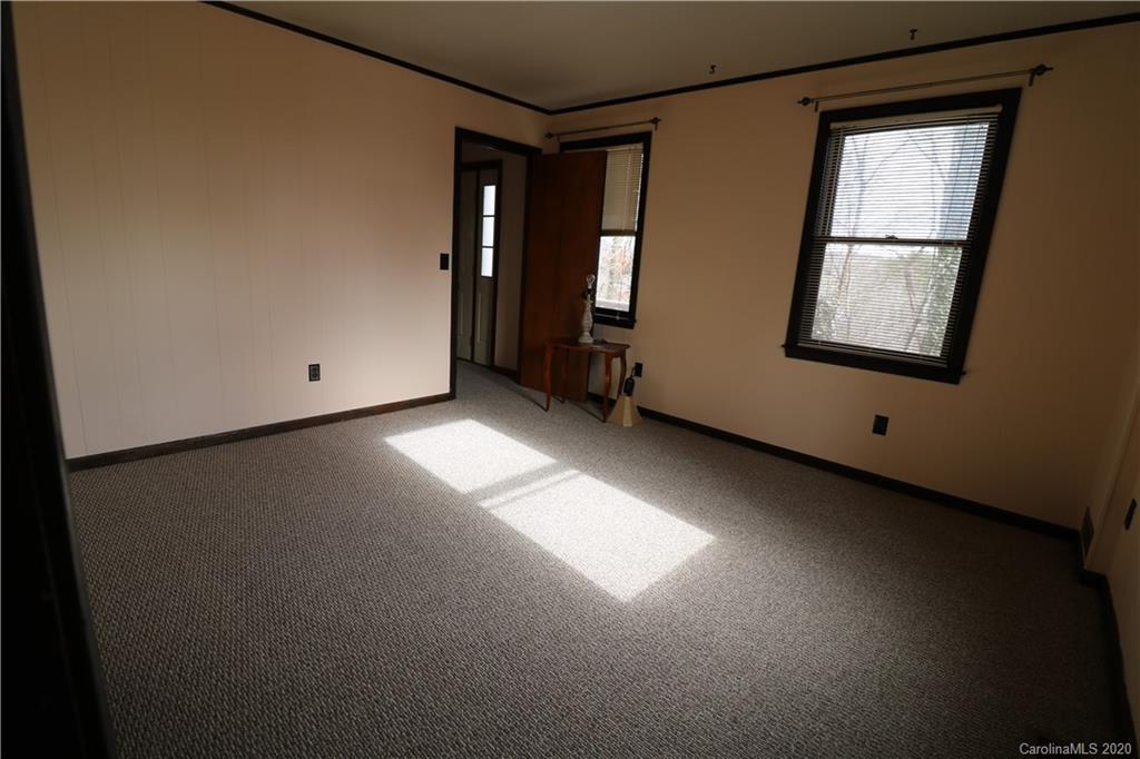 892 Calhoun Trail Rutherfordton, NC 28139 - Photo 15 of 36 Gallery Image 15