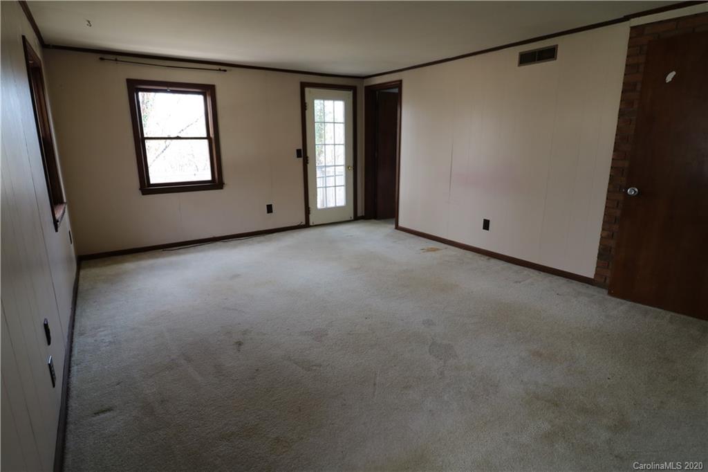 892 Calhoun Trail Rutherfordton, NC 28139 - Photo 17 of 36 Gallery Image 17