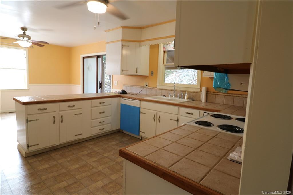 892 Calhoun Trail Rutherfordton, NC 28139 - Photo 26 of 36 Gallery Image 26
