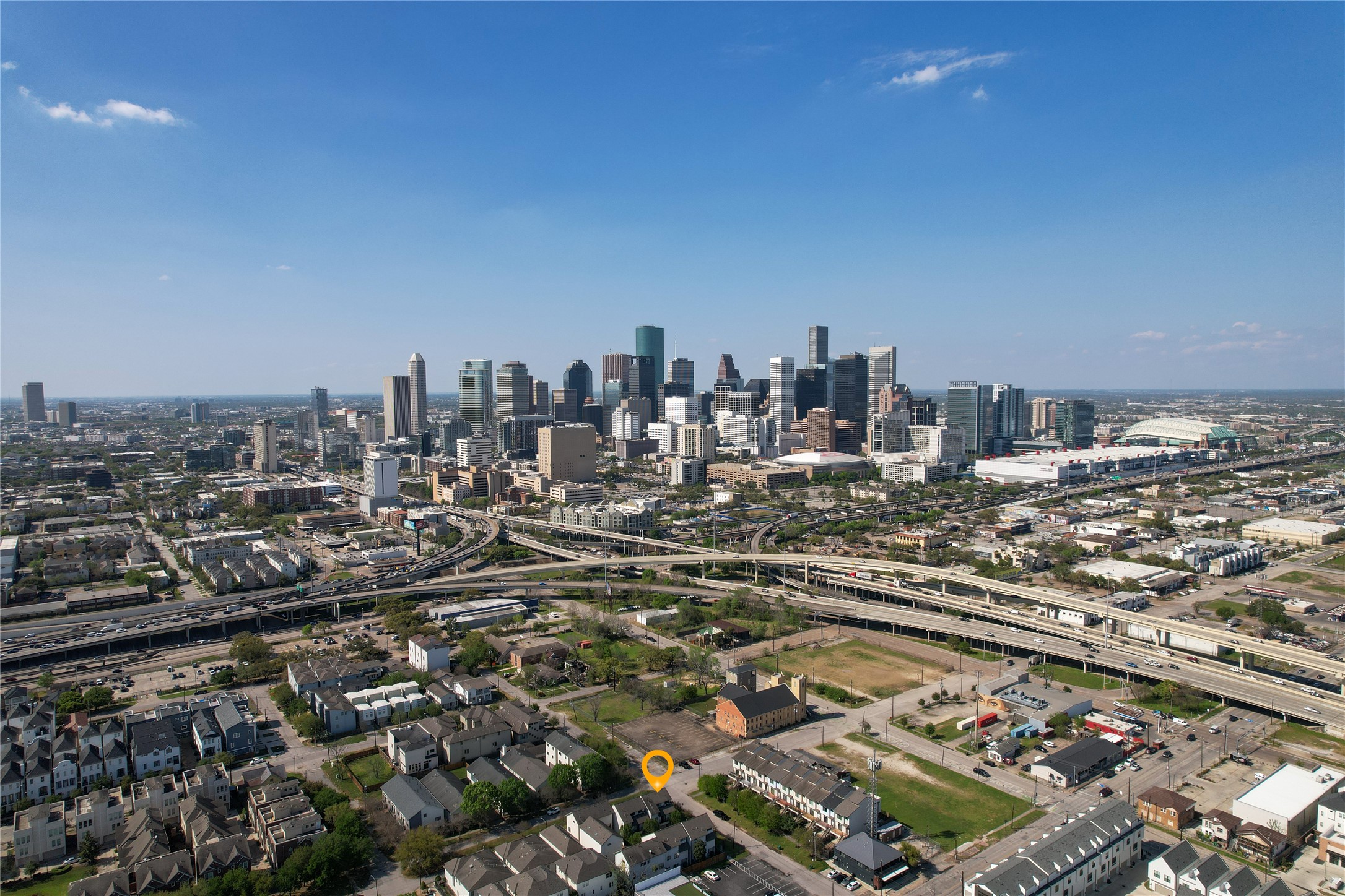 2205 Bastrop Street Houston, TX 77003 - Photo 2 of 31 a view of a city