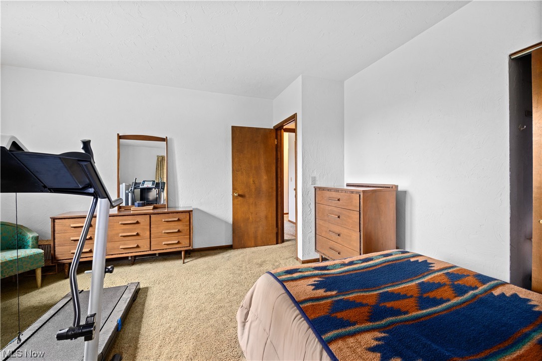 32051 Avon Road Avon, OH 44011 - Photo 23 of 32 View of carpeted bedroom