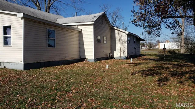 $65,000 | 207 Northwest Main Street, Cuba, MO 65453