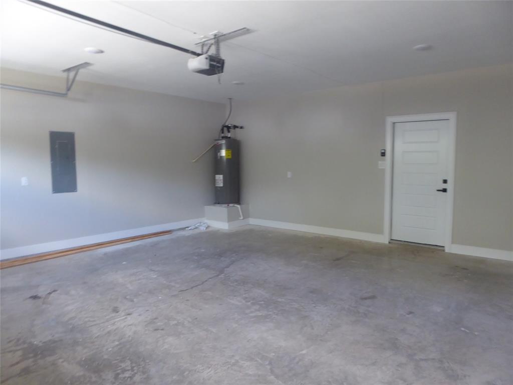 230 Third Street Wilmer, TX 75172 - Photo 16 of 40 a view of empty room