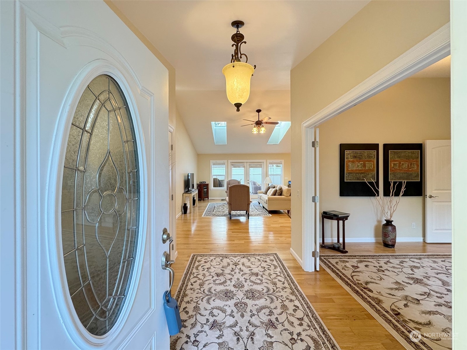 359 Dungeness Meadows Sequim, WA 98382 - Photo 4 of 37 a view of living room and dining room