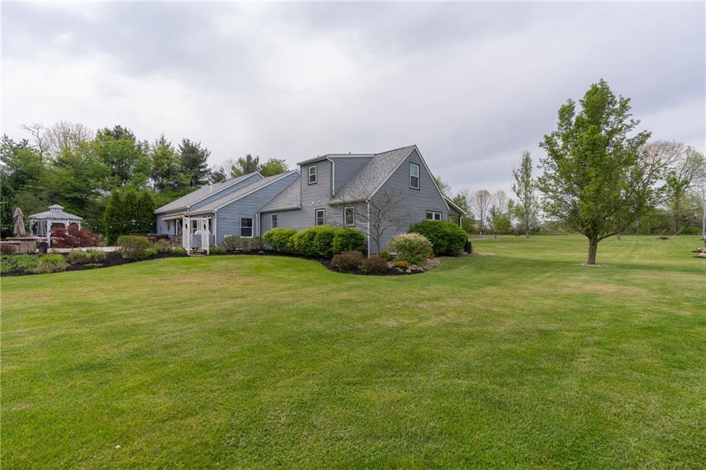 26 Schmidt Road Grove City, PA 16127 - Photo 3 of 28 Gallery Image 3