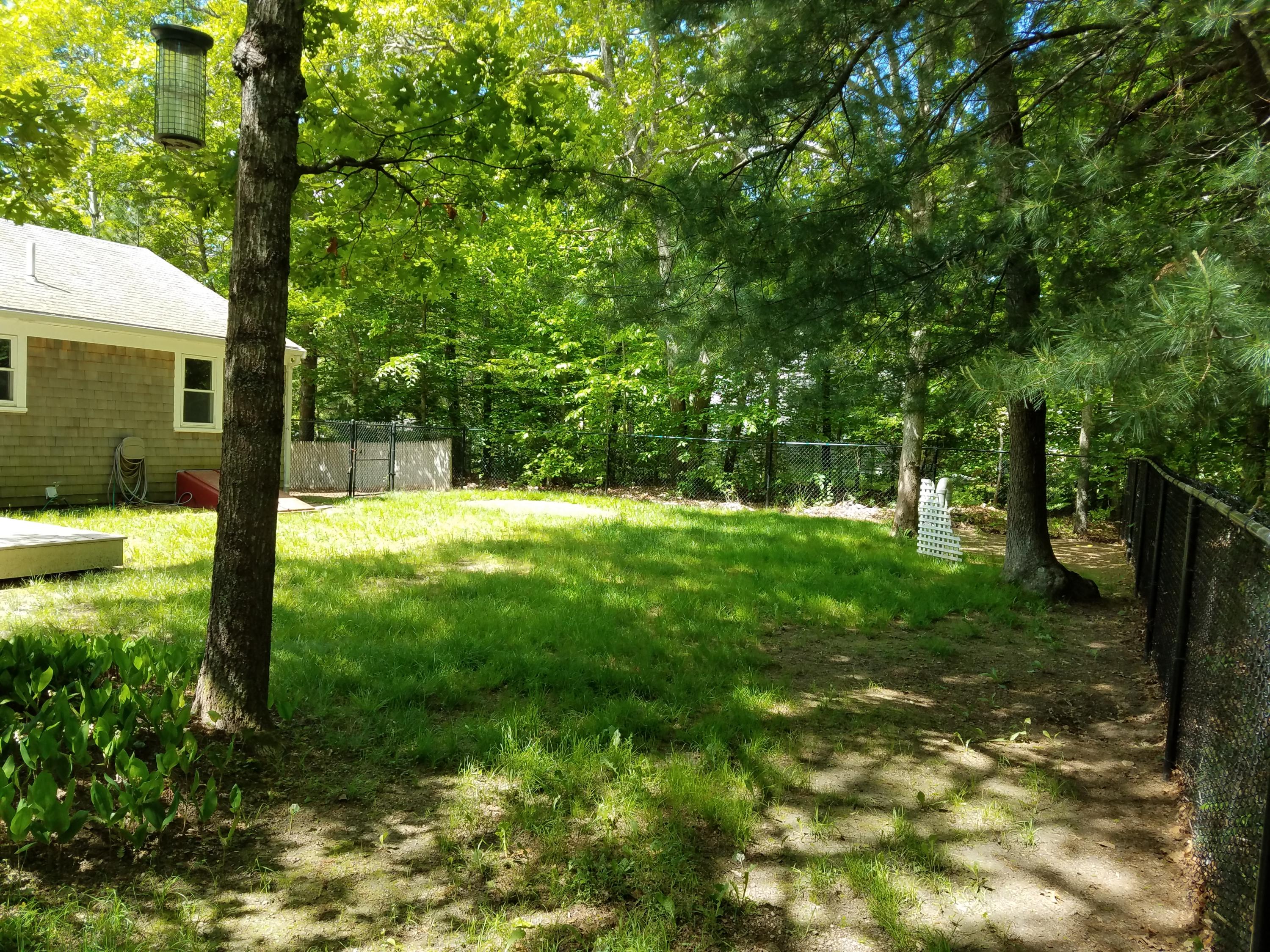 32 Essex Road Mashpee, MA 02649 - Photo 4 of 28 20180603_101913