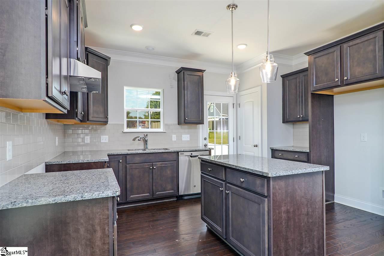 108 Arnold Mill Road Simpsonville, SC 29680 - Photo 3 of 19 Gallery Image 3