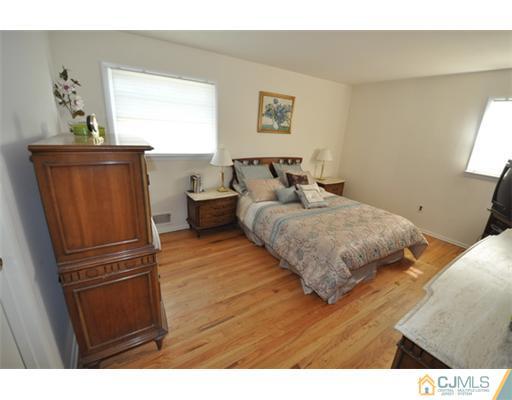 29 Owens Road Old Bridge, NJ 08857 - Photo 14 of 21 Gallery Image 14