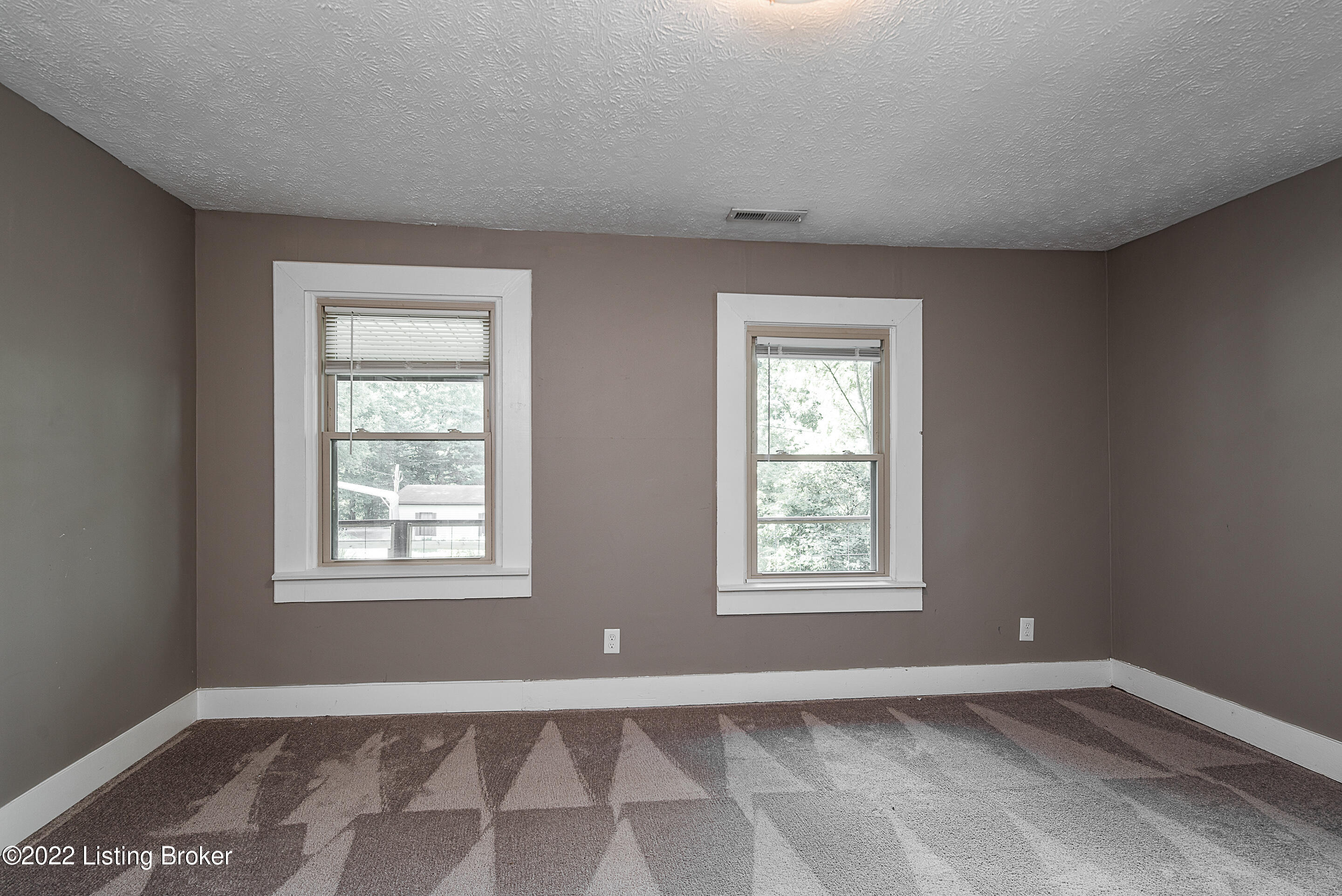 6007 New Cut Road Crestwood, KY 40014 - Photo 9 of 19 AAA NC Bedroom 1
