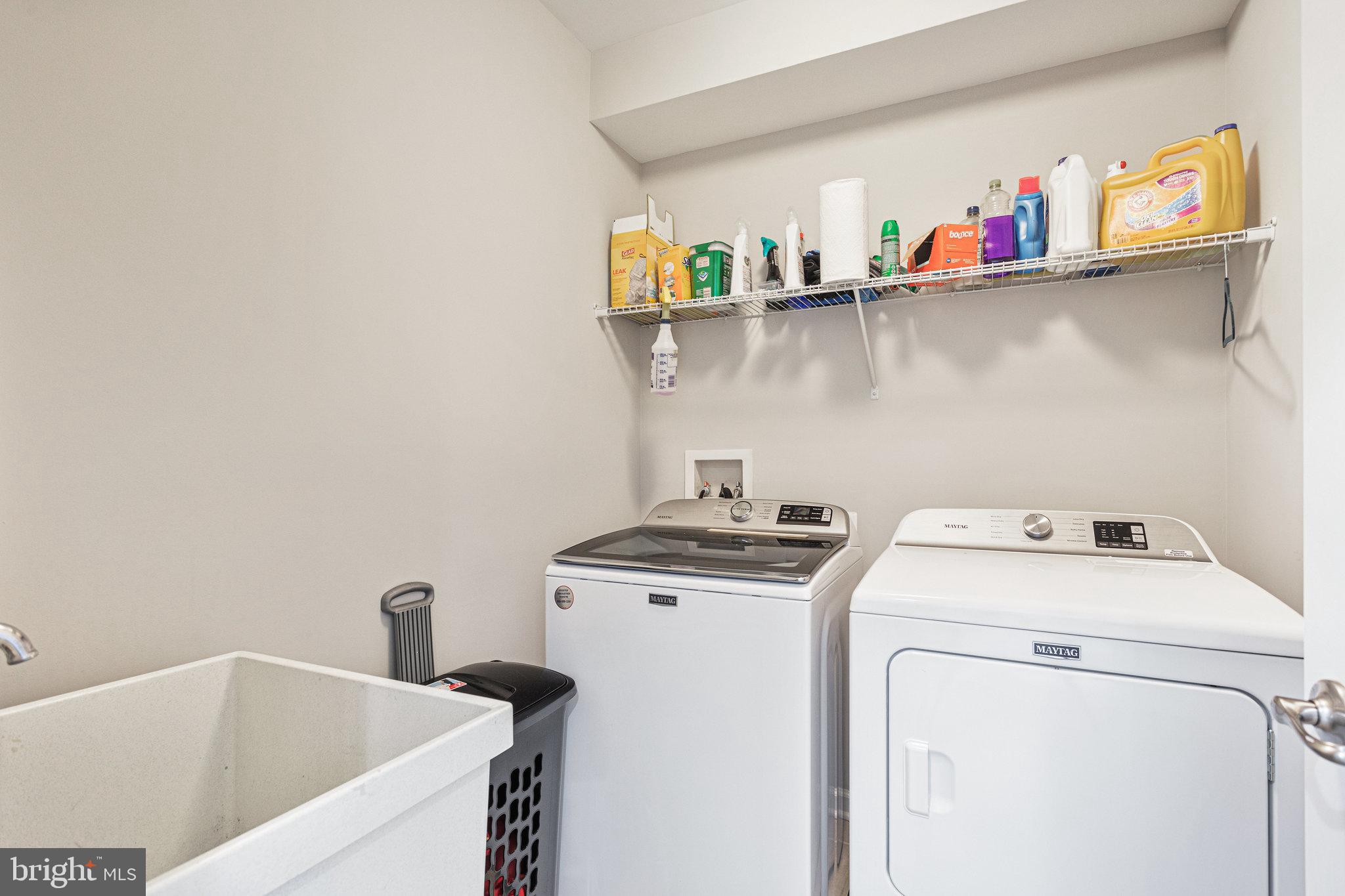 705 Addison Road South Capitol Heights, MD 20743 - Photo 6 of 26 Laundry