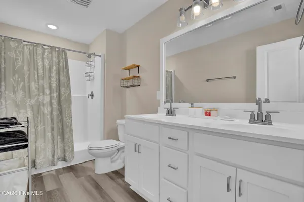 $1,950 | 328 Starfish Lane, Sneads Ferry, NC 28460