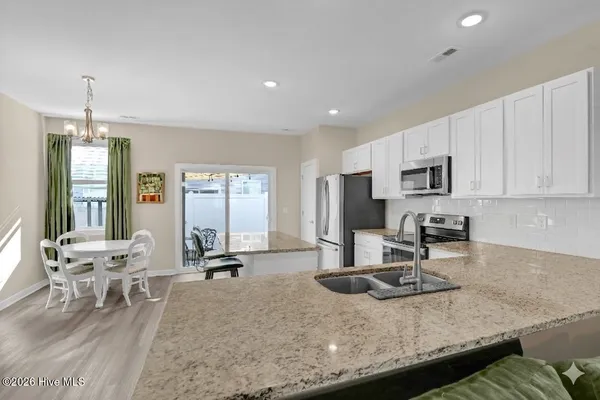 $1,950 | 328 Starfish Lane, Sneads Ferry, NC 28460