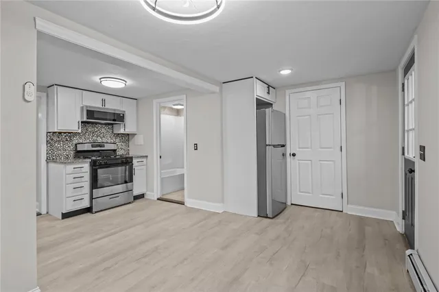 $365,000 | 62 Ardway Avenue, Warwick, RI 02889