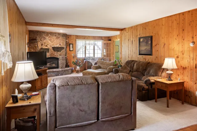 $874,000 | 5895 Mapleton Road South, Baxter, MN 56425