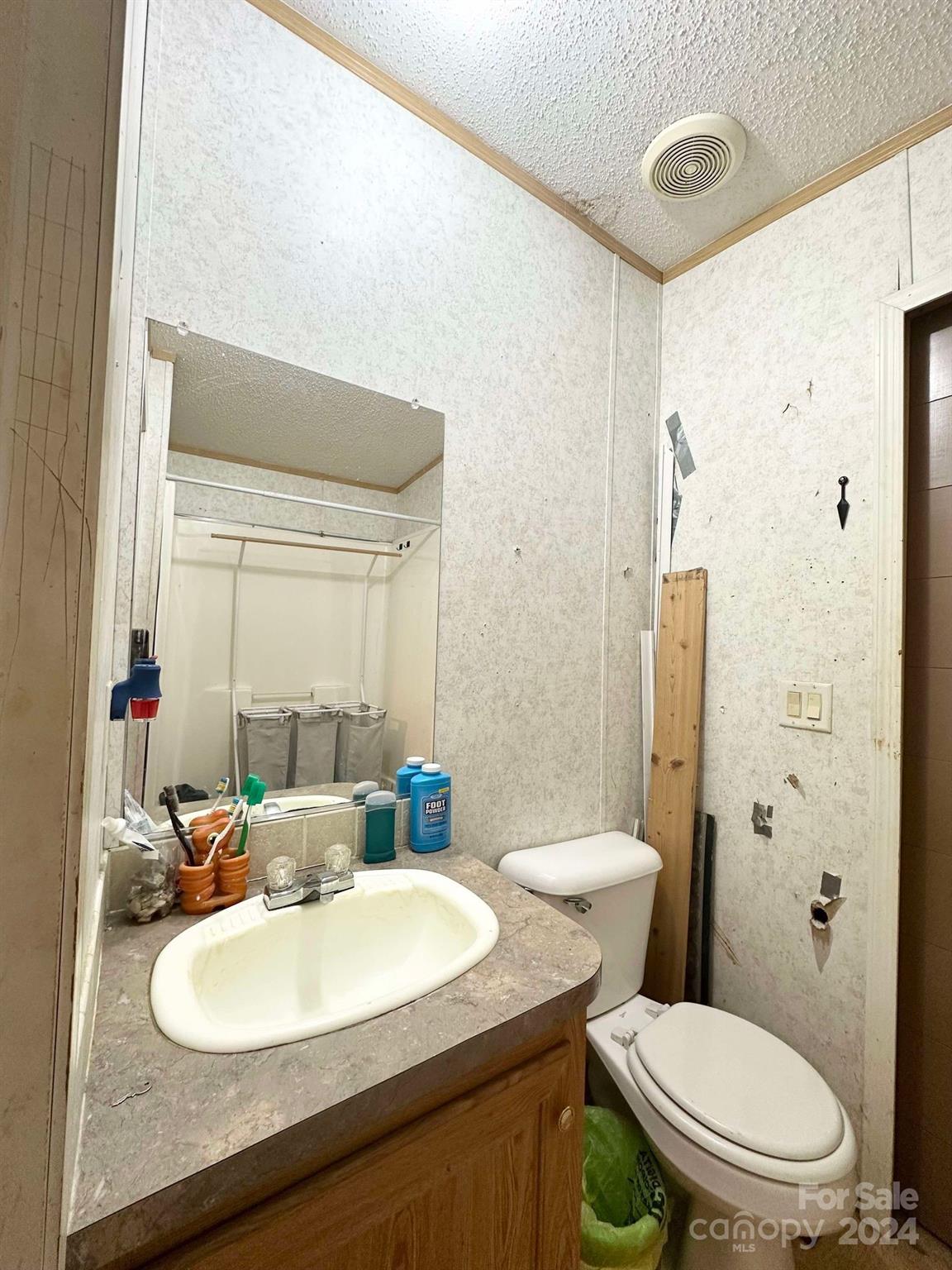 2980 Playmore Beach Road Morganton, NC 28655 - Photo 18 of 22 Gallery Image 18