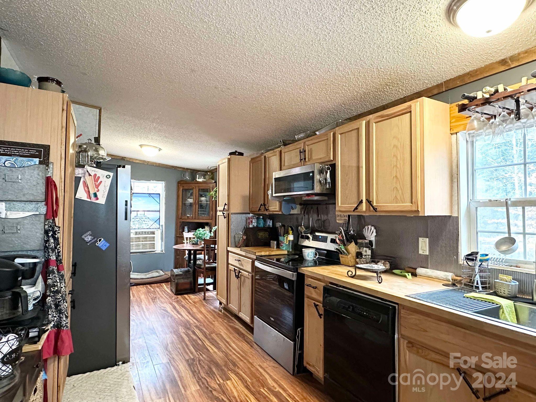 2980 Playmore Beach Road Morganton, NC 28655 - Photo 7 of 22 Gallery Image 7