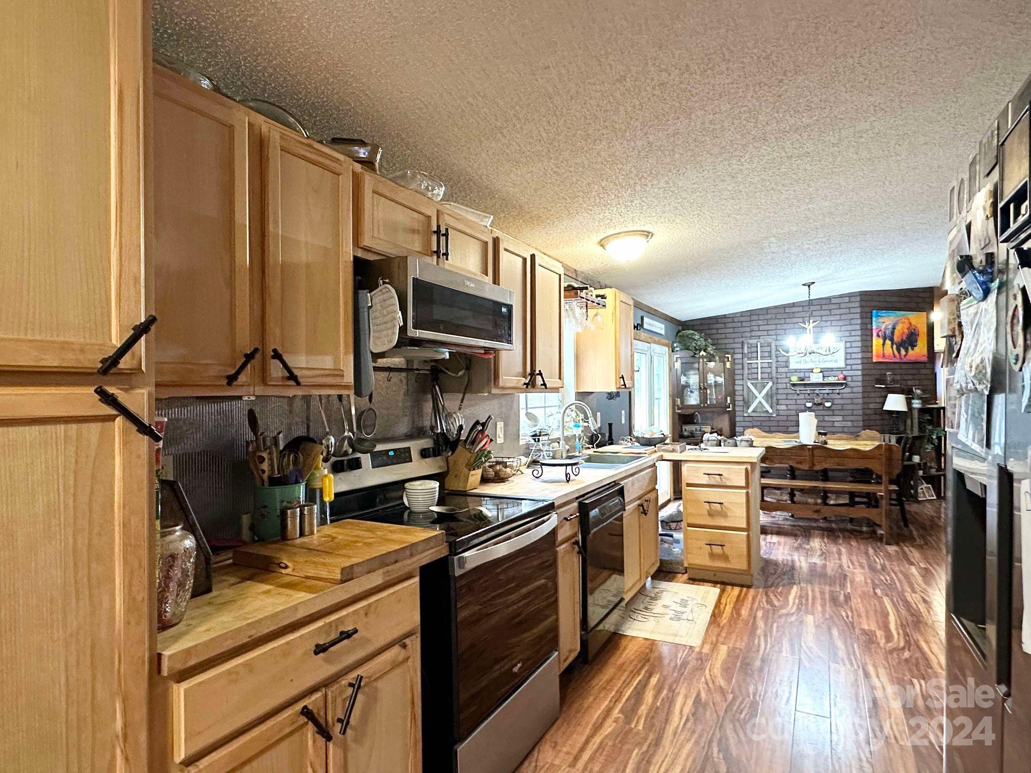 2980 Playmore Beach Road Morganton, NC 28655 - Photo 8 of 22 Gallery Image 8