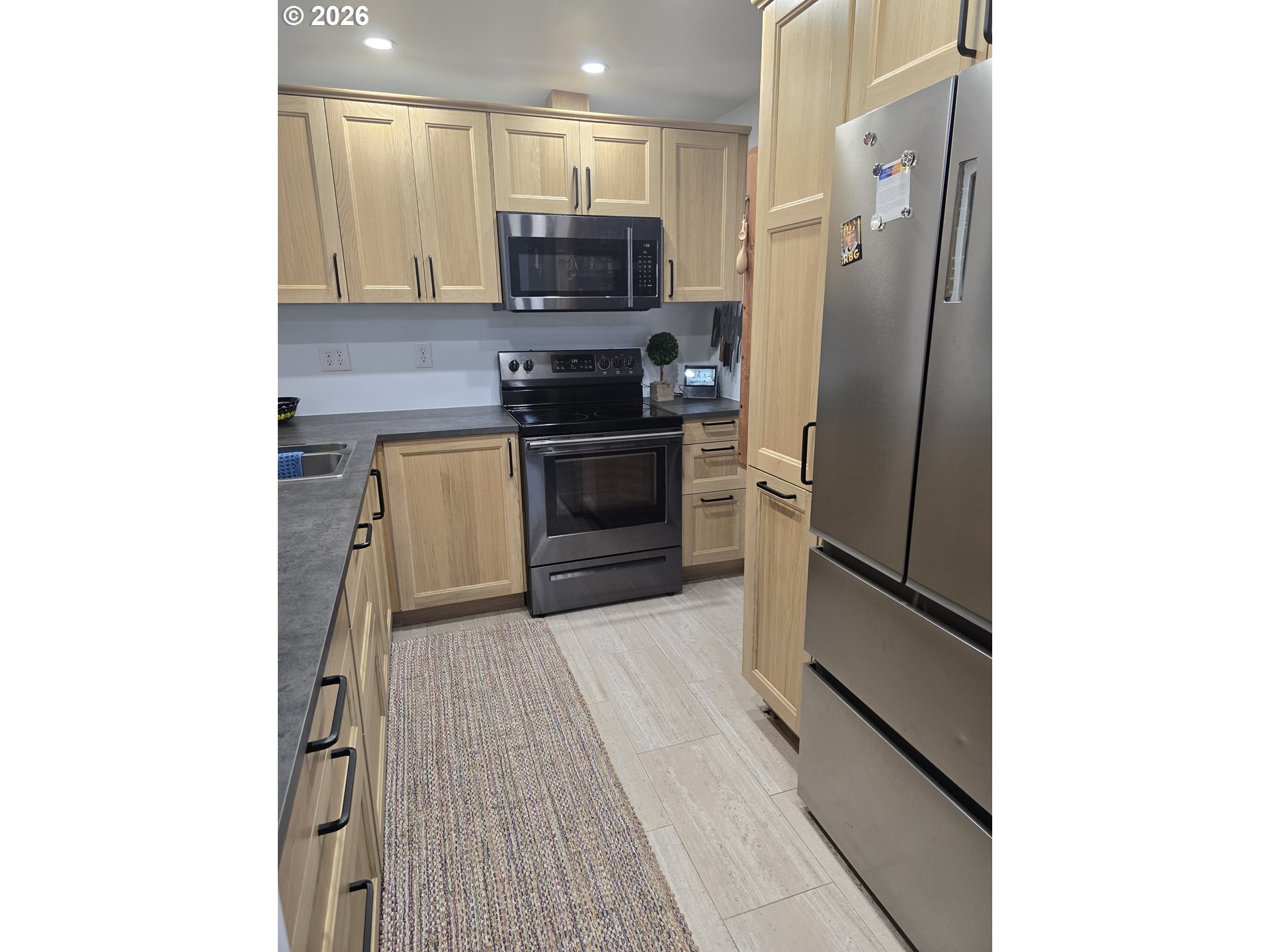 1510 Rainier Road Woodburn, OR 97071 - Photo 5 of 23