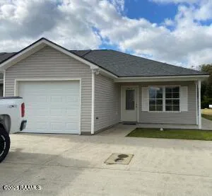 $1,000 | 1422 Southport Boulevard, Unit A, New Iberia, LA 70560
