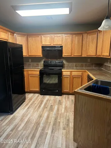 $1,000 | 1422 Southport Boulevard, Unit A, New Iberia, LA 70560